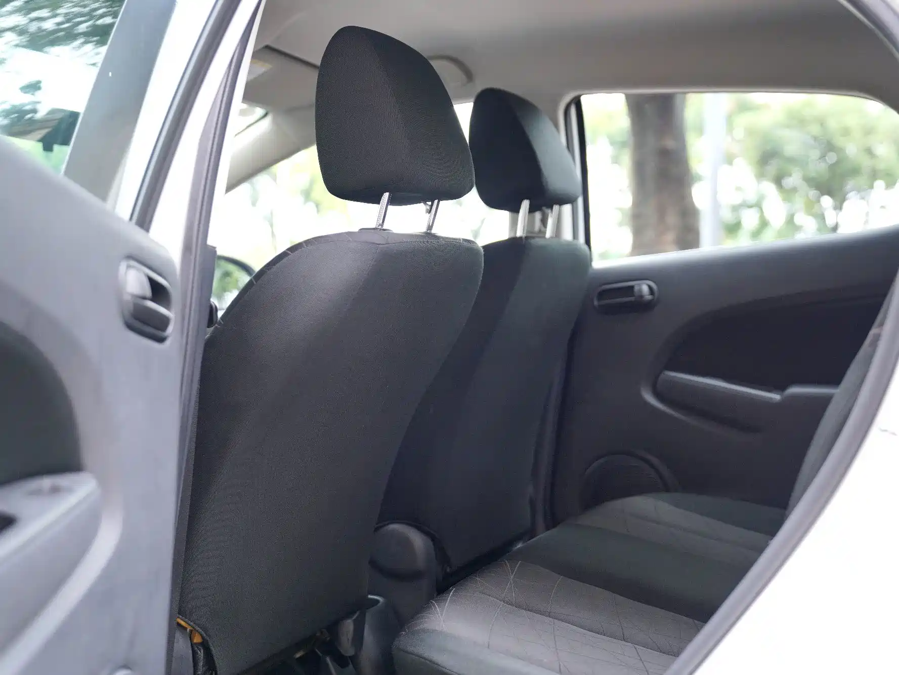 Фото 6 - Mazda 2