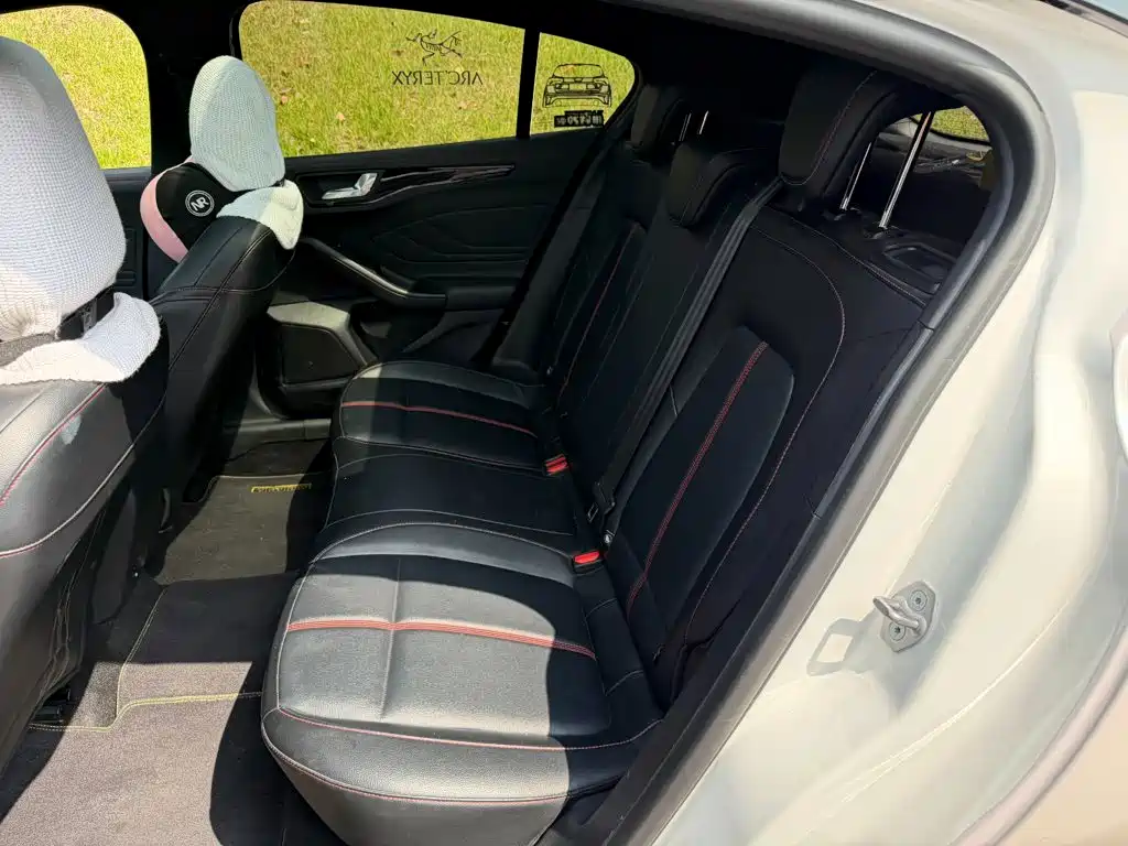 Ford Focus 2023 2022 Hatchback EcoBoost 180 Automatic ST Line