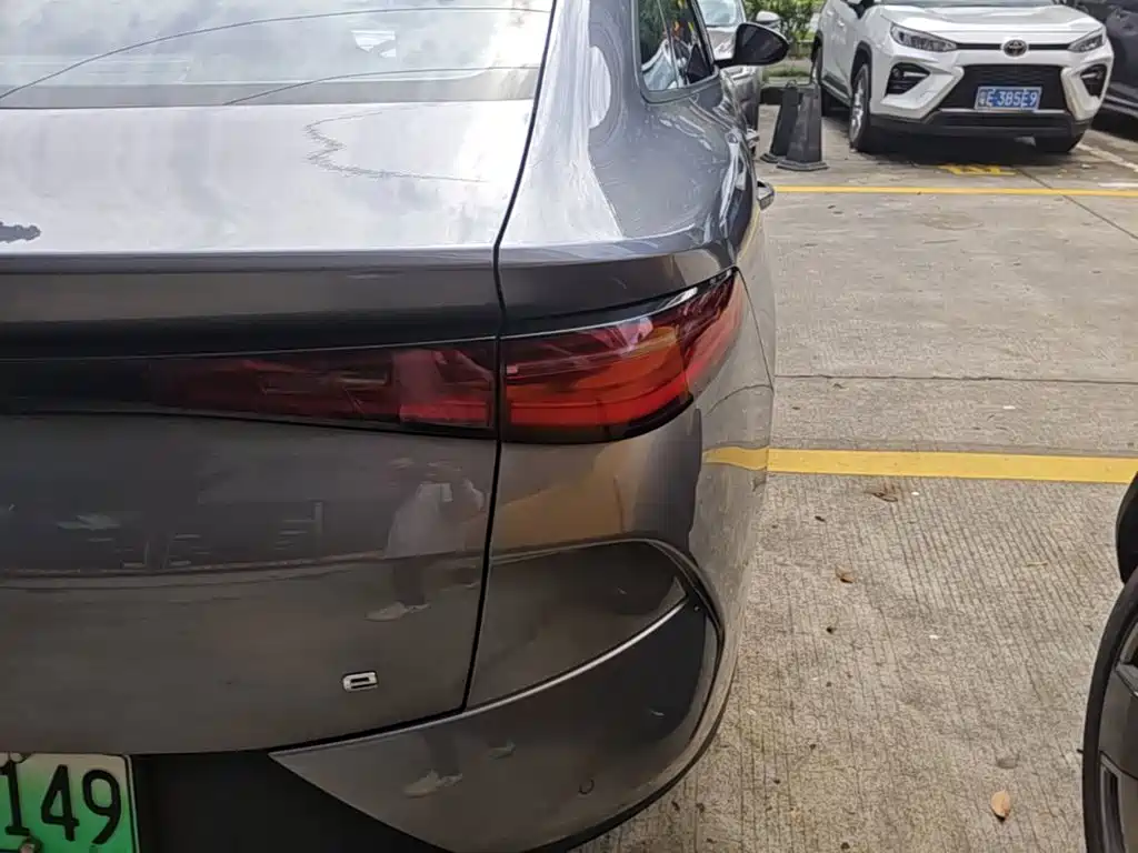 BYD e7 2025 2025 Model 520 Smart Edition