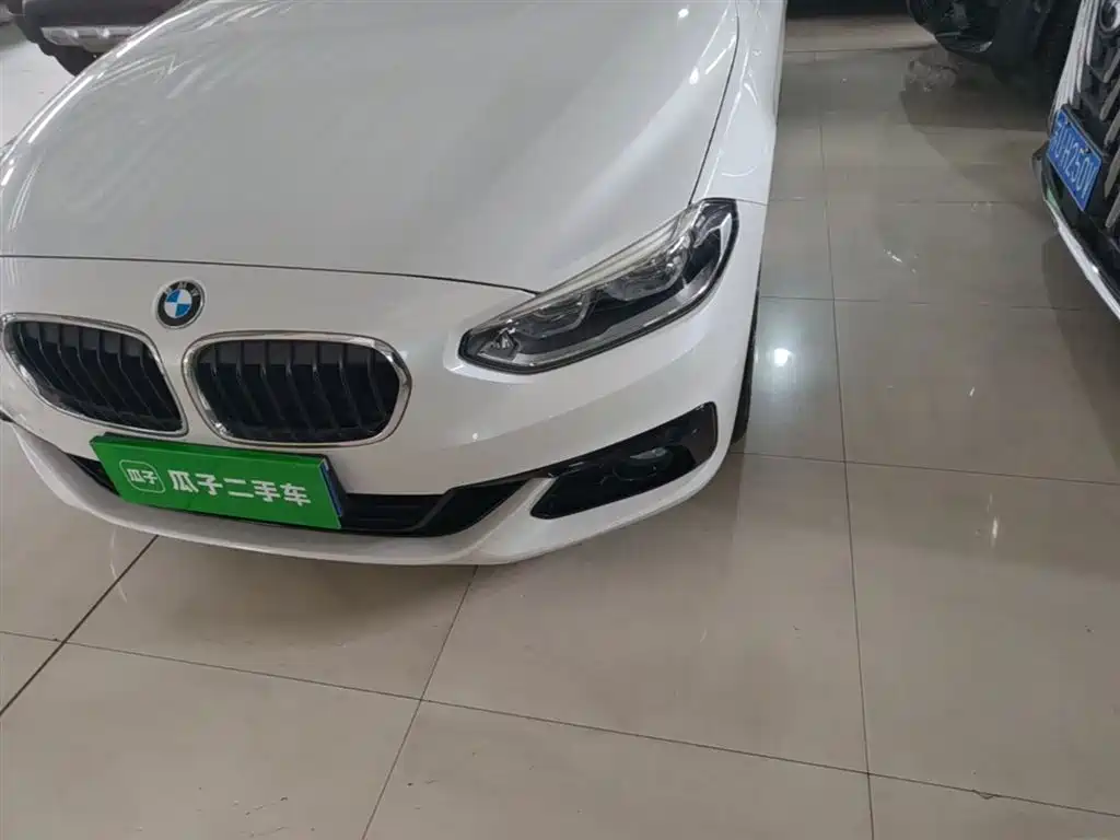 BMW 1 Series 2018 120i Design Package фото 24