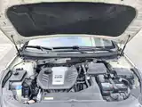 Photo 17 - Hyundai Sonata