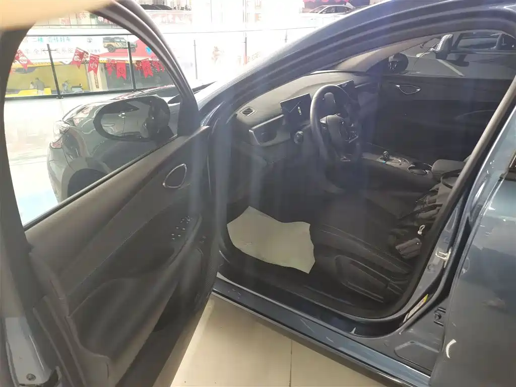 BYD Hai Bao 05 DM-i 2025 DM-i Smart Drive Edition 55KM Luxury фото 16