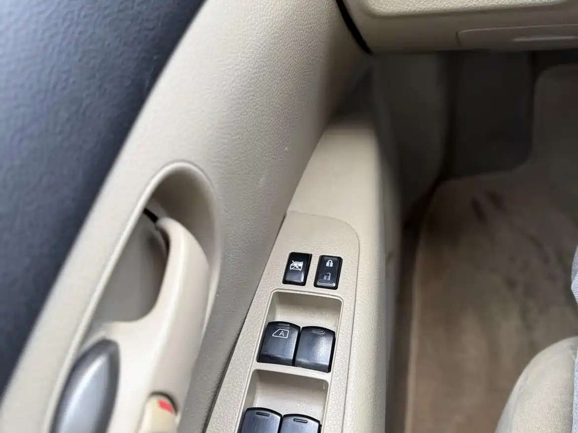 Nissan Livina 2014 2013 1.6XE CVT Comfort
