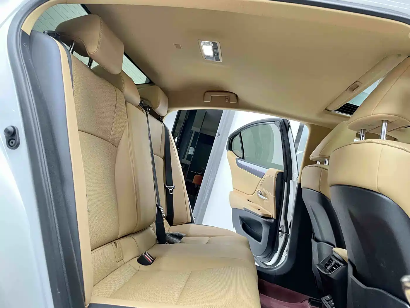 Lexus ES 2025 2025 200 Ultimate Edition