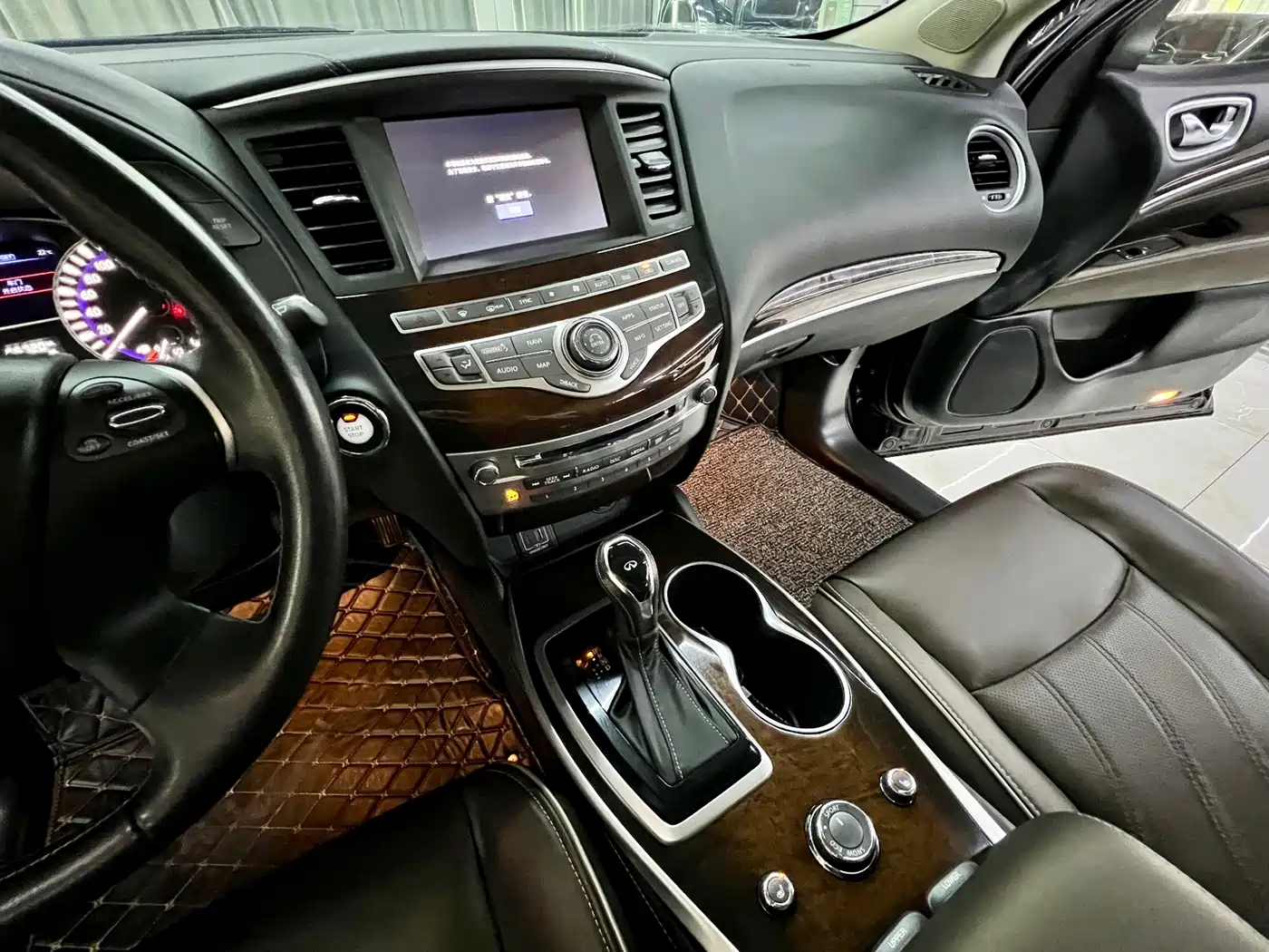 Infiniti QX60 (Import) 2022 2020 2.5 S/C Hybrid 2WD Excellence Edition