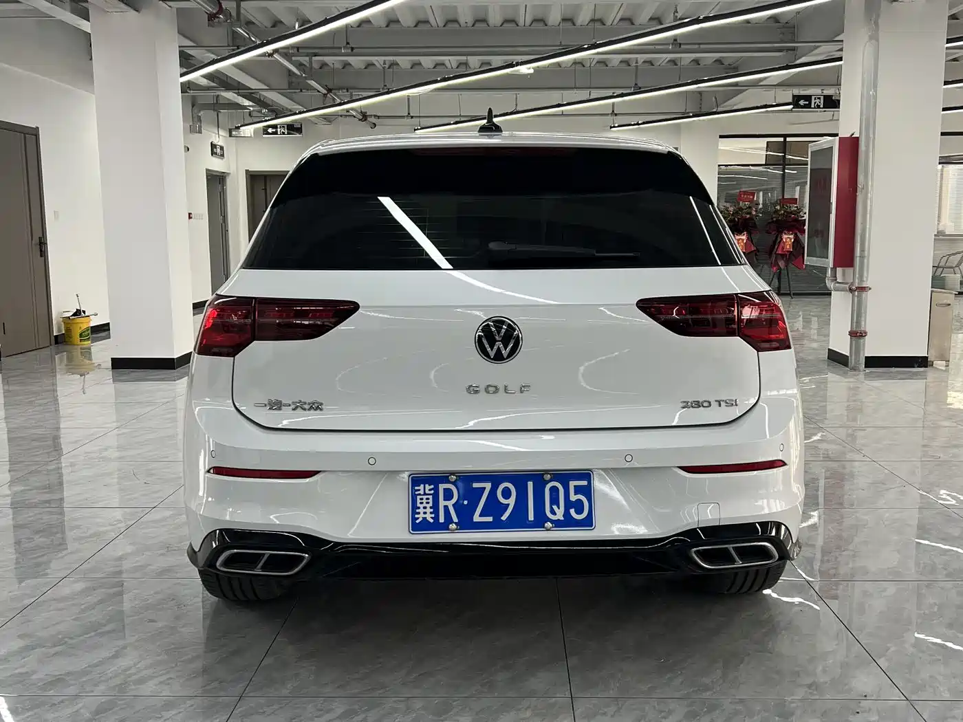 Volkswagen Golf 2023 Facelift 280TSI DSG R-Line Lite фото 3