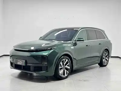 Li Auto L8