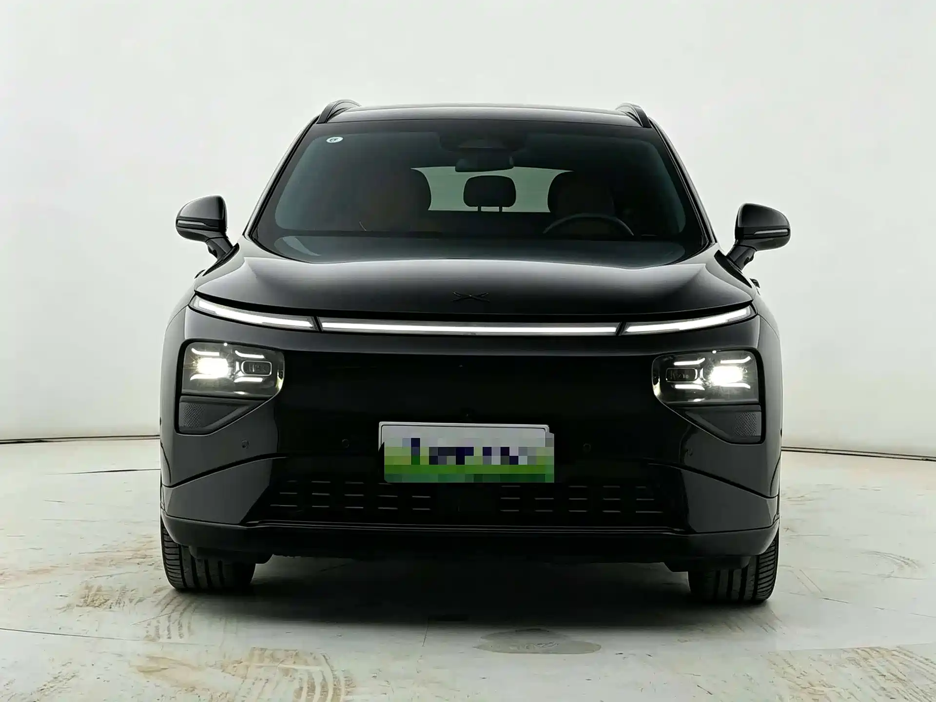 Фото 2 - XPeng G9