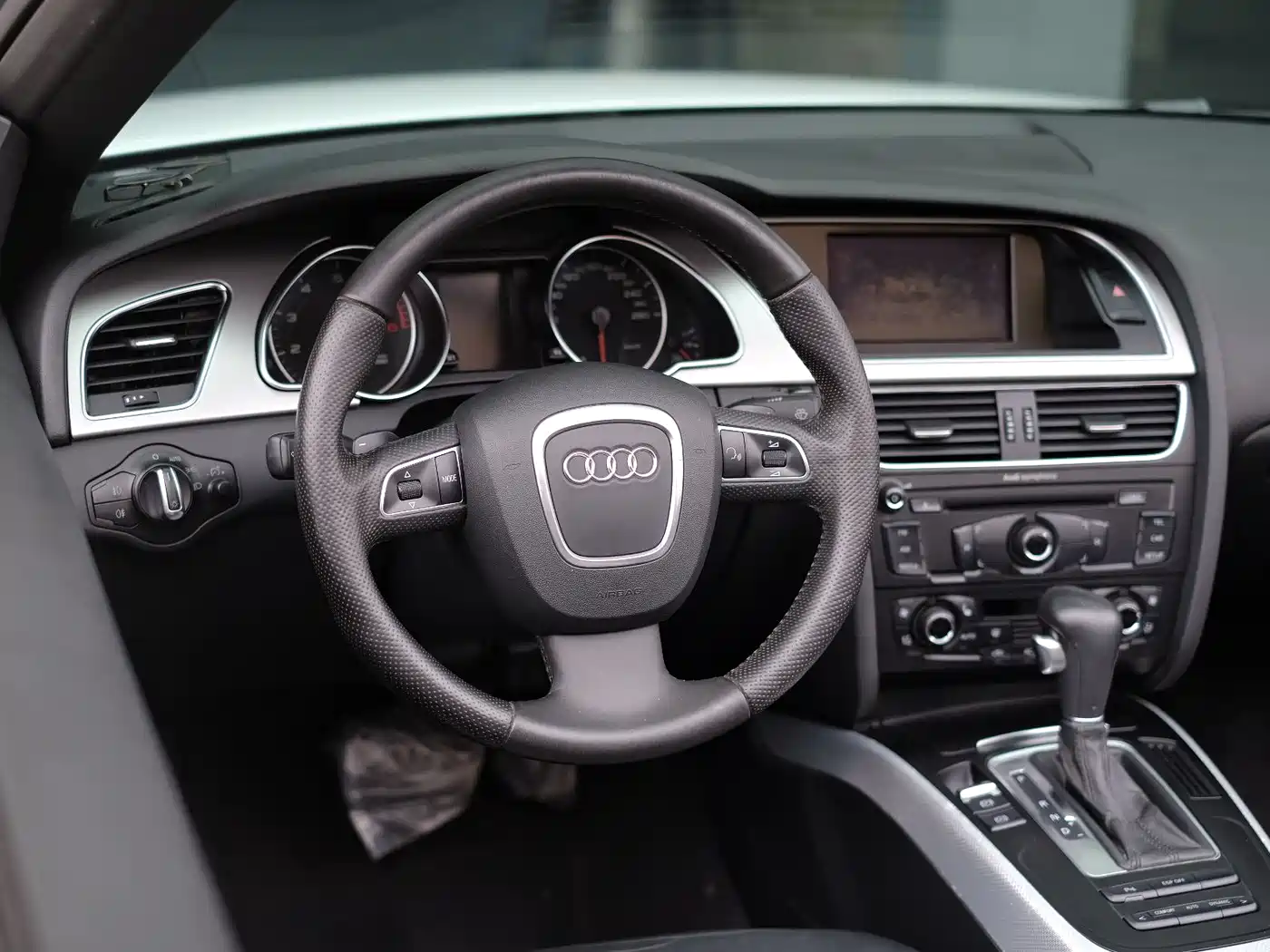 Audi A5 (Import) 2010 2.0TFSI Cabriolet фото 22