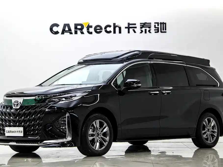 Toyota Sienna 2026 2.5L Hybrid AWD Luxury Edition фото 2