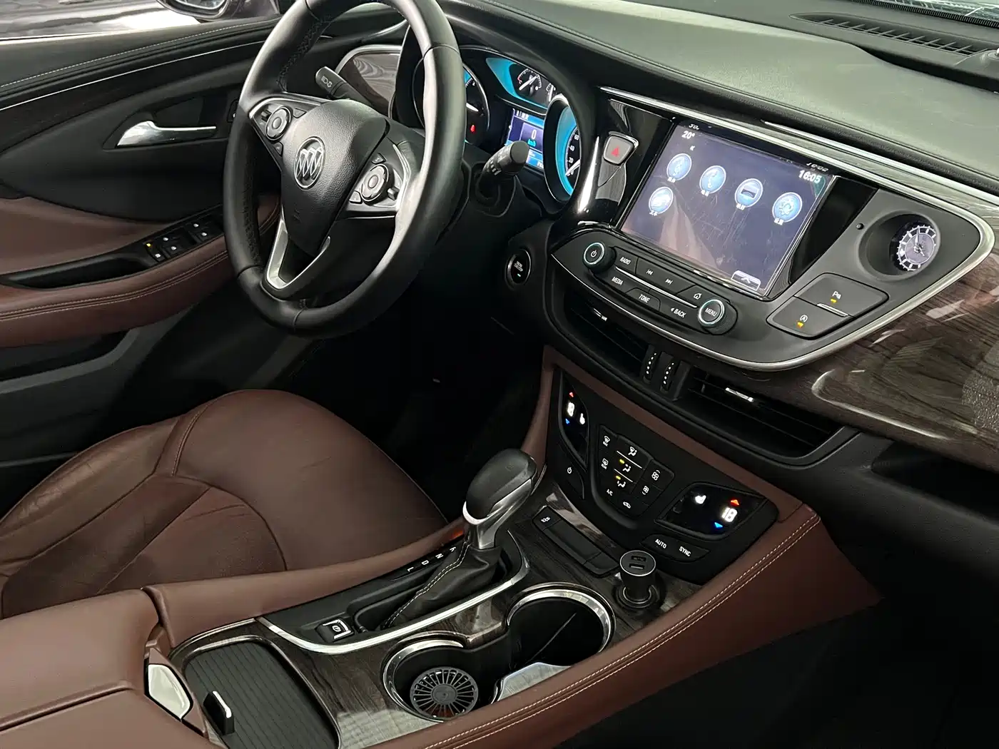Buick Envision Plus 2017 20T FWD Elite фото 21