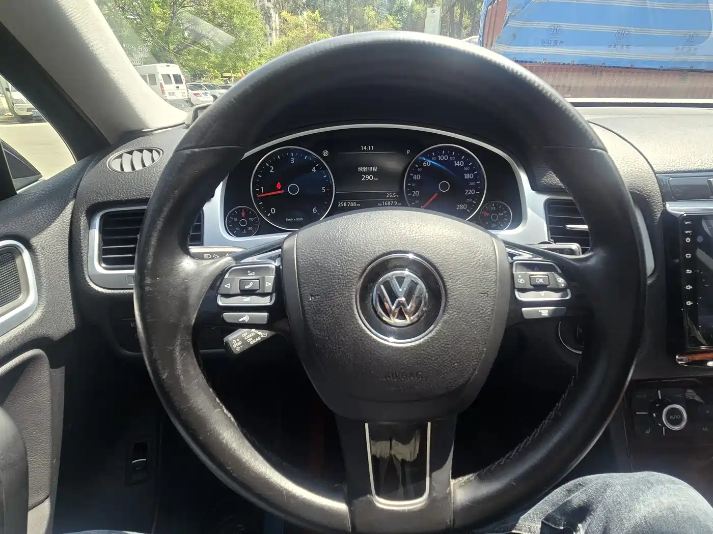 Volkswagen Touareg 2011 3.0TDI Diesel Standard фото 8