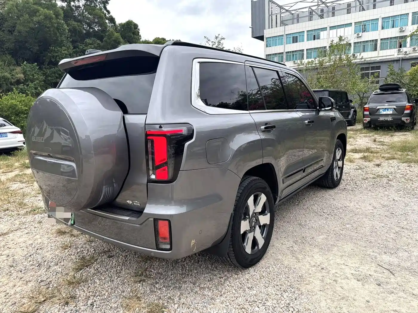 BAIC ORV Beijing Off-Road BJ60 Leiting 2024 Magic Core E-Drive Advanced 5-seater фото 7