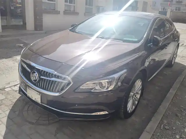 BUICK LACROSSE