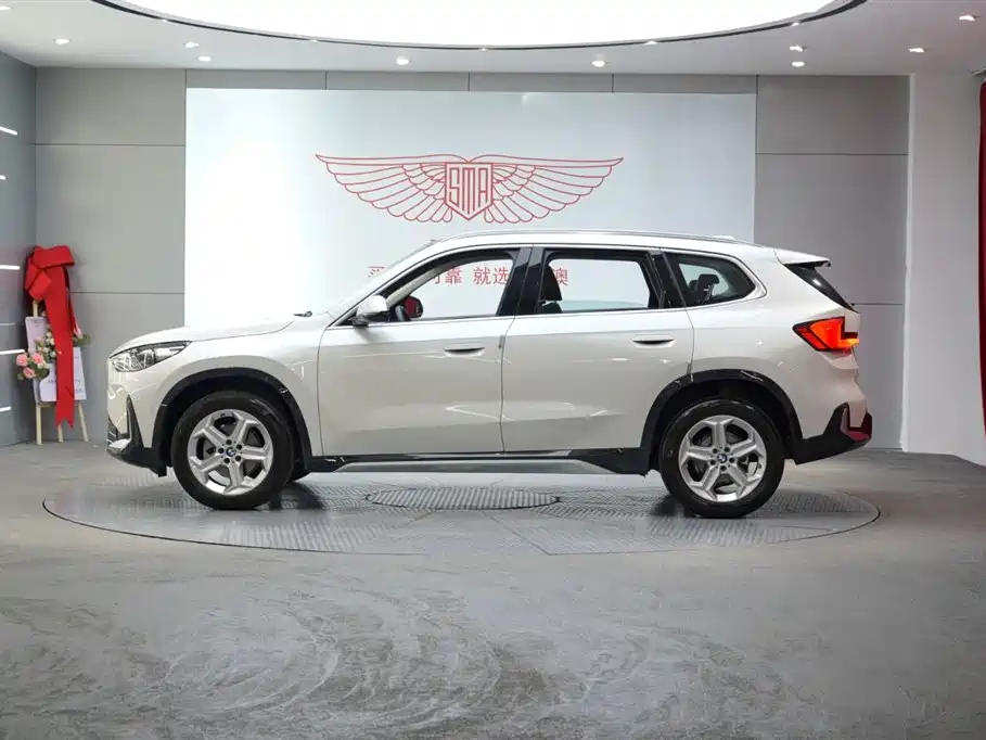 BMW X1 2025 2024 sDrive20Li X Design Package
