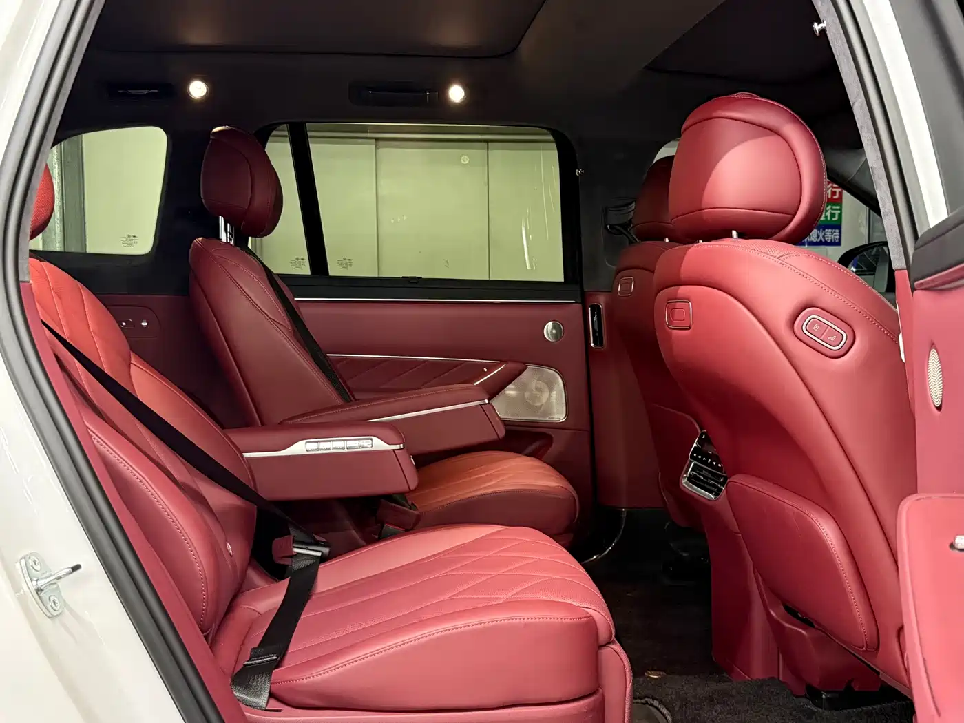 AITO Wenjie AITO M8 2026 2025 Model Extended Range Max+ Edition 53.4kWh 6-Seater
