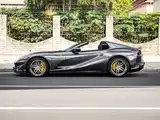 Фото 2 - Ferrari 812