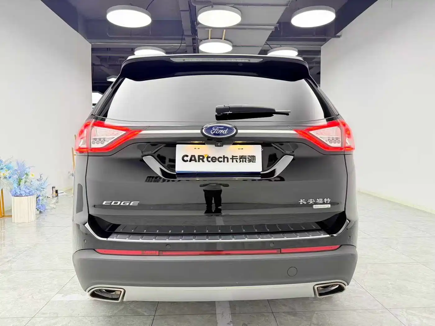 Ford Edge 2019 2018 EcoBoost 245 FWD Luxury 7-seater China V