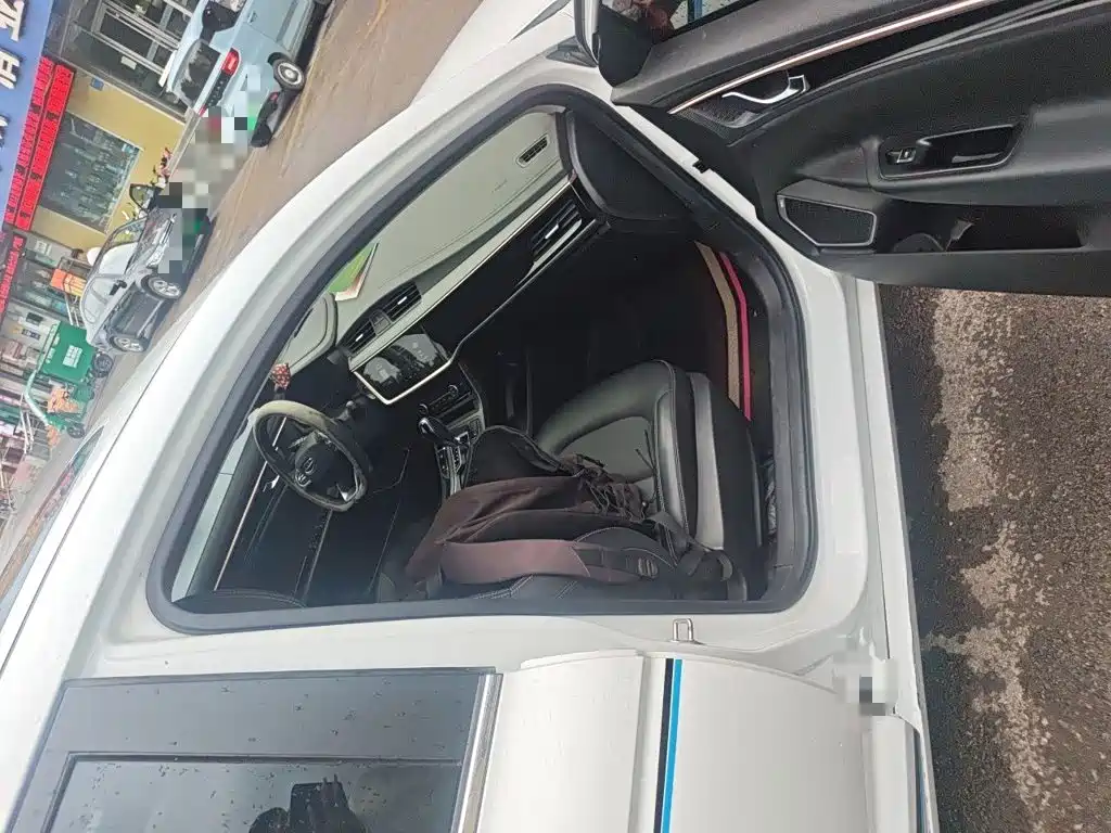 Geely Emgrand GL 2021 2021 UP 1.4T CVT Premium