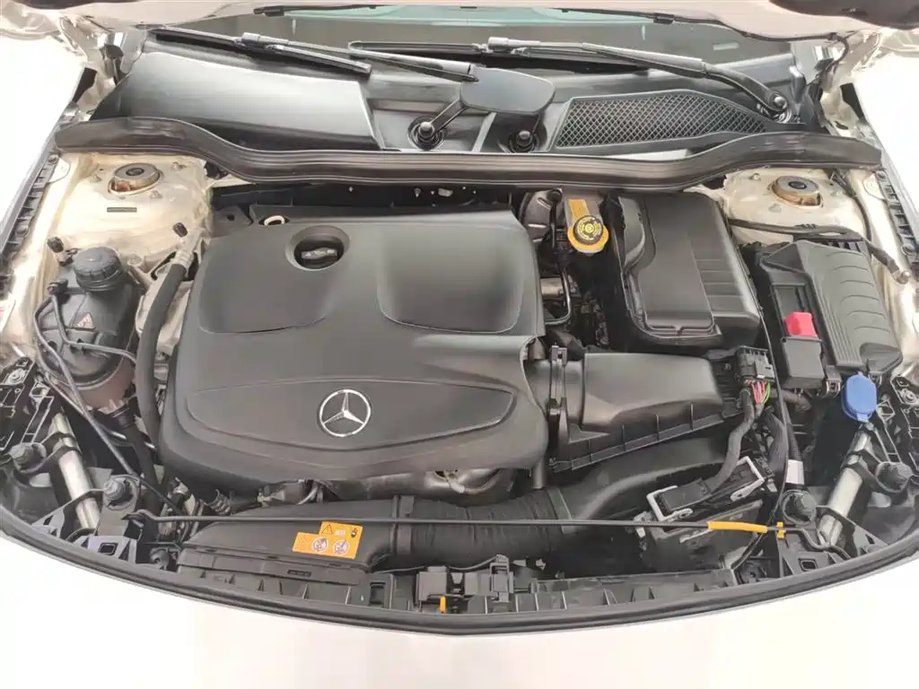 Mercedes-Benz CLA (Import) 2017 CLA 200 Dynamic фото 17
