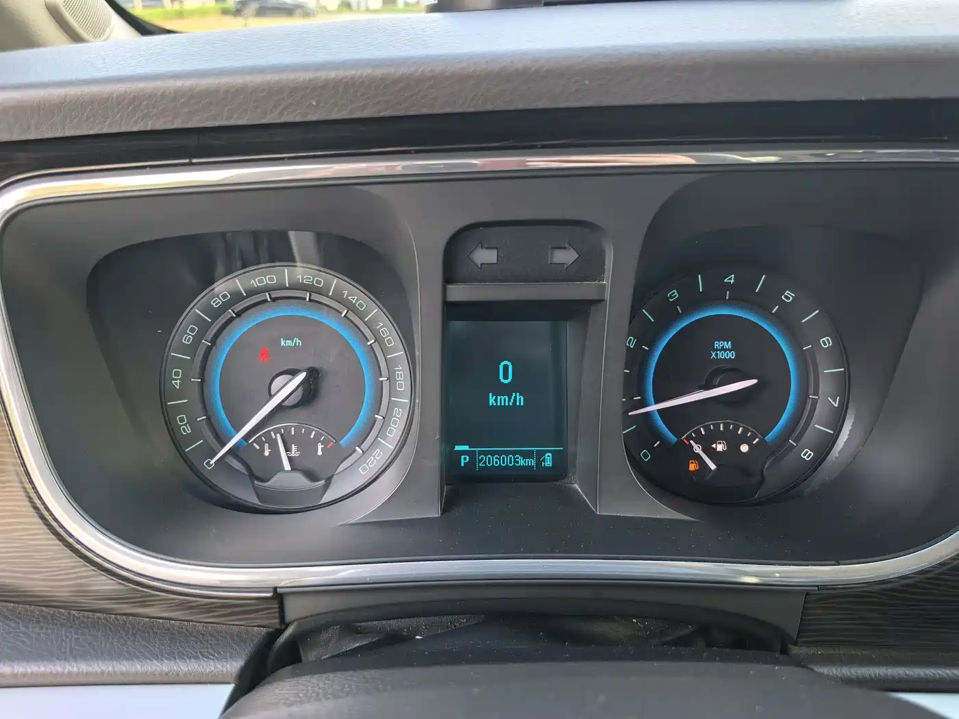 Buick GL8 2013 2.4L CT Luxury Business Comfort Edition фото 10
