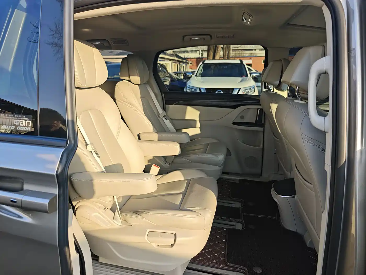 Buick GL8 2023 ES Landmaster Comfort фото 11