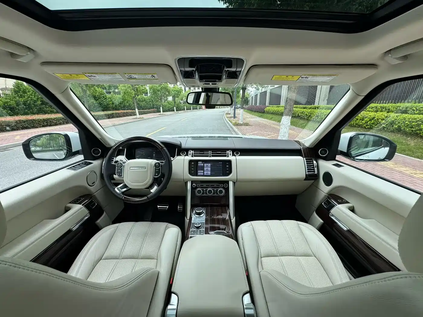 Land Rover Range Rover 2013 NA 5.0 V8 Vogue SE фото 10