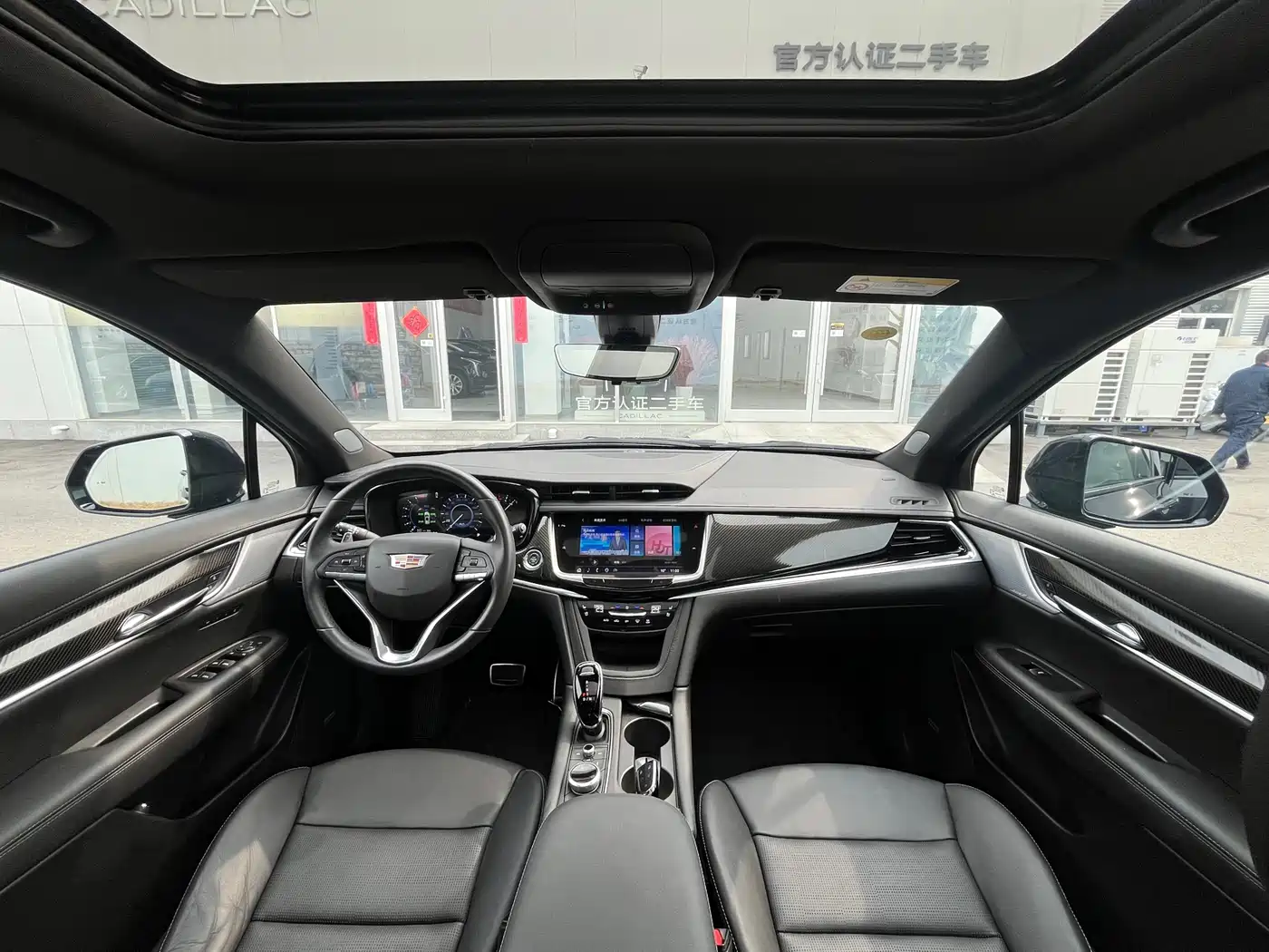 Cadillac XT6 2025 2.0T 6-Seater AWD Executive Black Label Edition фото 20