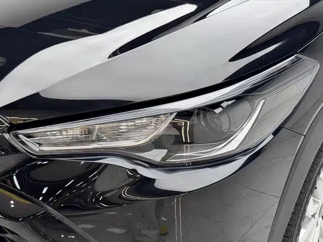 Toyota Frontlander 2023 2.0L CVT Elite Edition фото 19