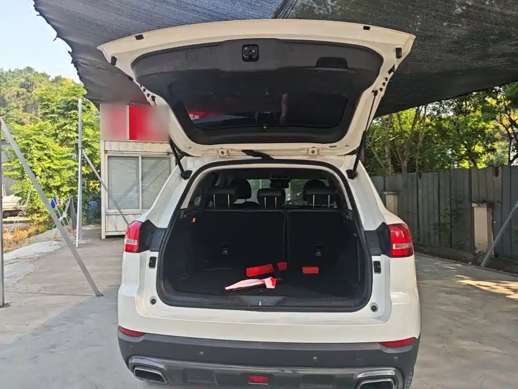 Фото 19 - Haval H7