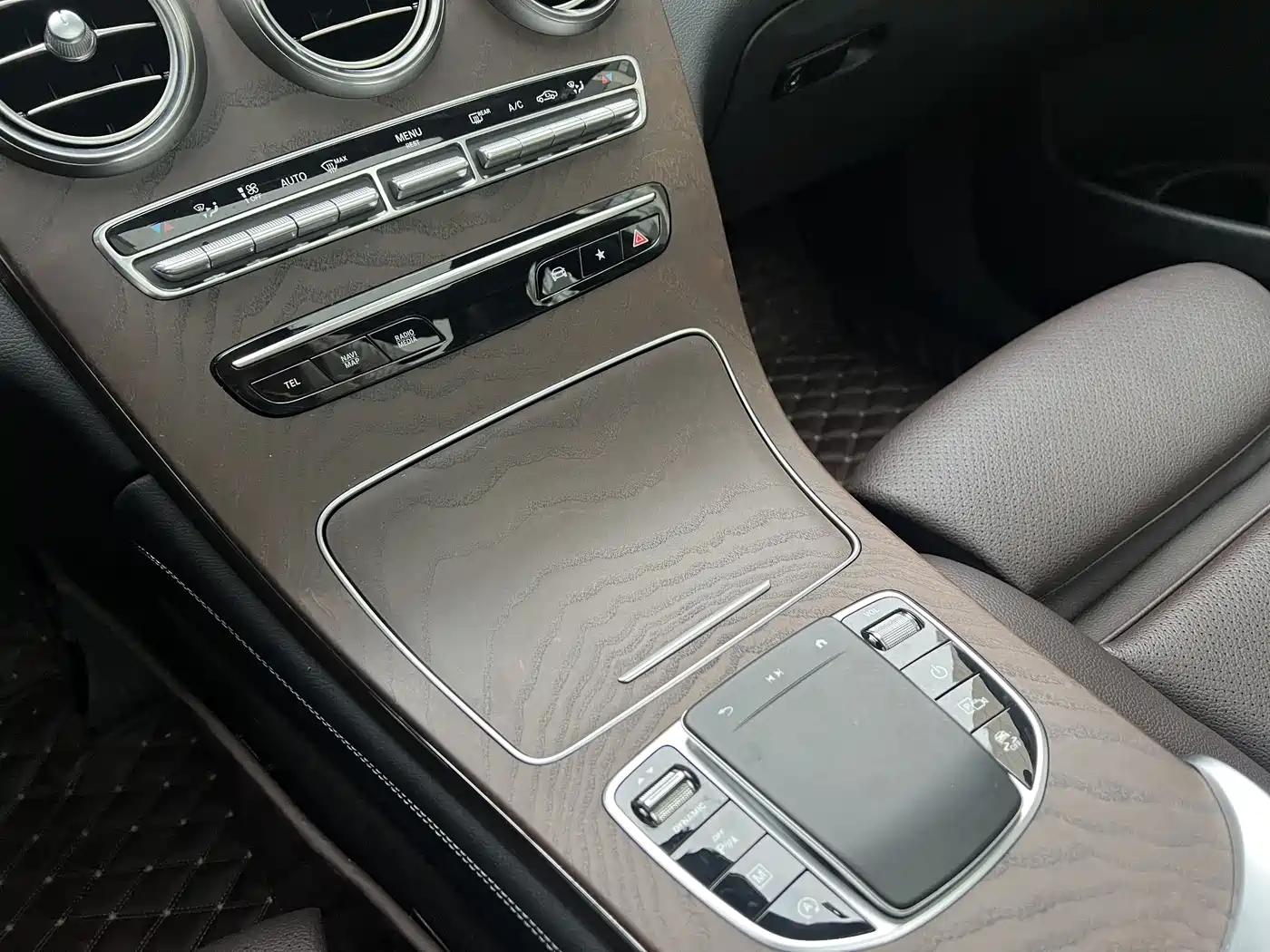 Mercedes-Benz GLC 2020 Facelift GLC 300 L 4MATIC Dynamic фото 20