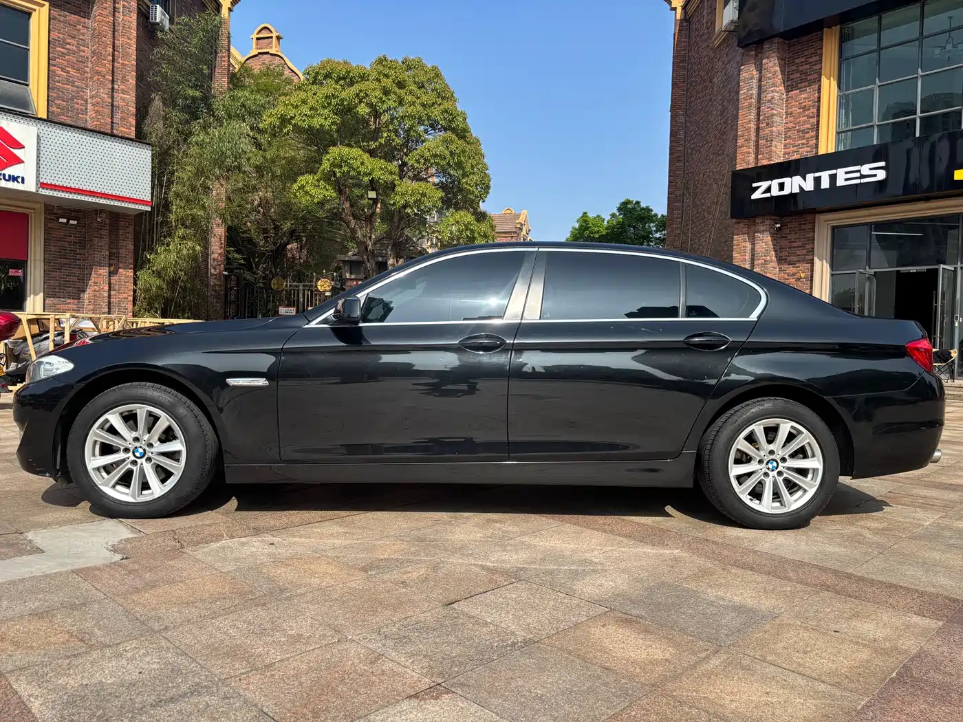 BMW 5 Series 2013 525Li Luxury фото 20