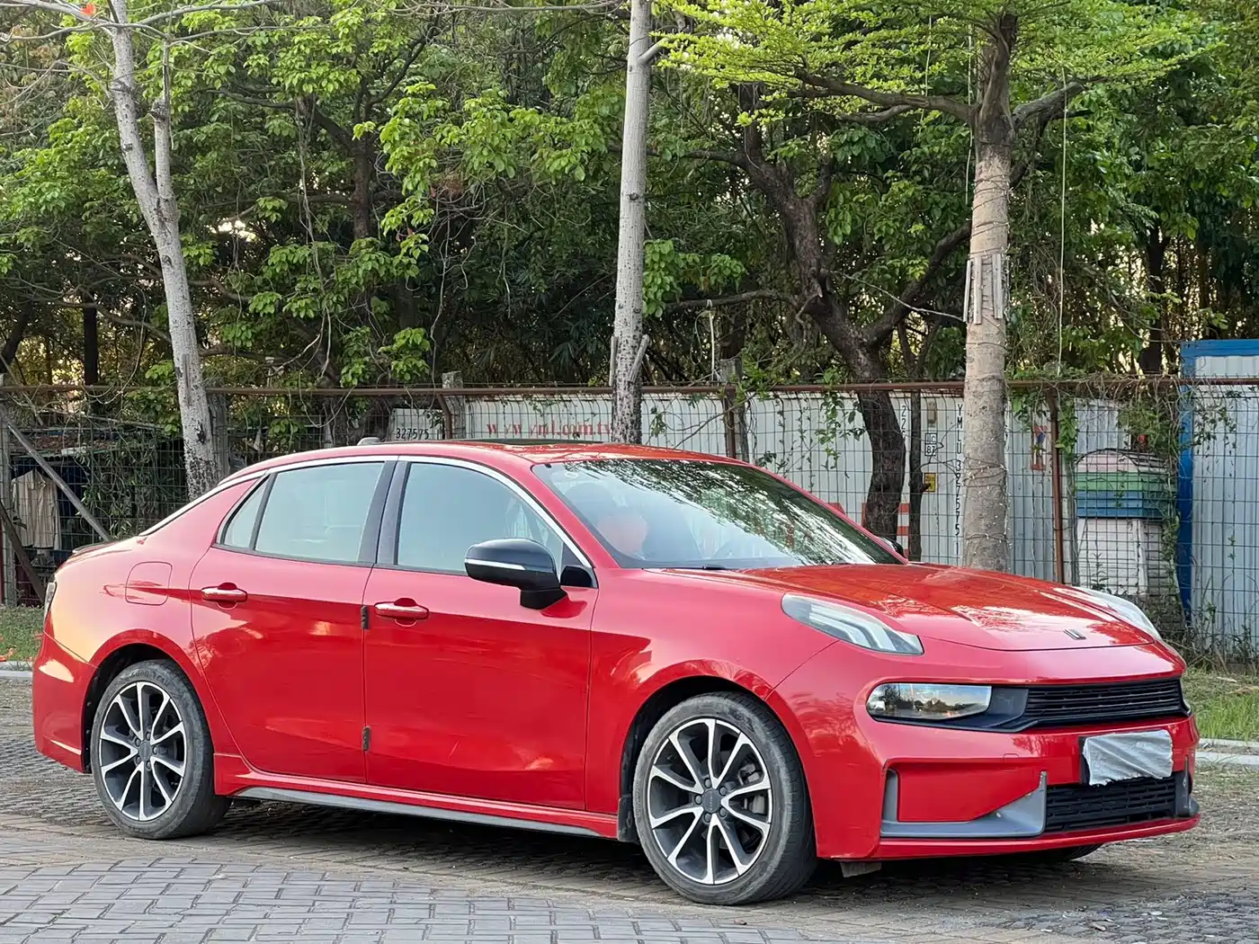 Lynk & Co 03 2020 1.5TD DCT Power Edition фото 3