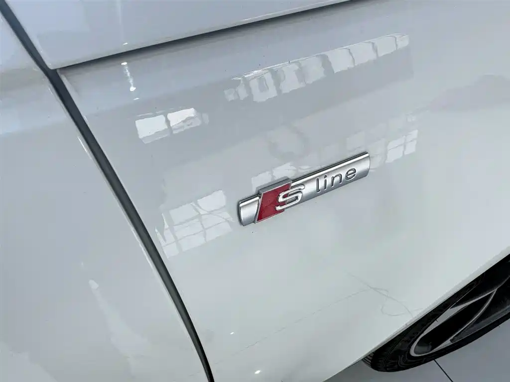Audi A4L 2018 30th Anniversary 40 TFSI Sport фото 15