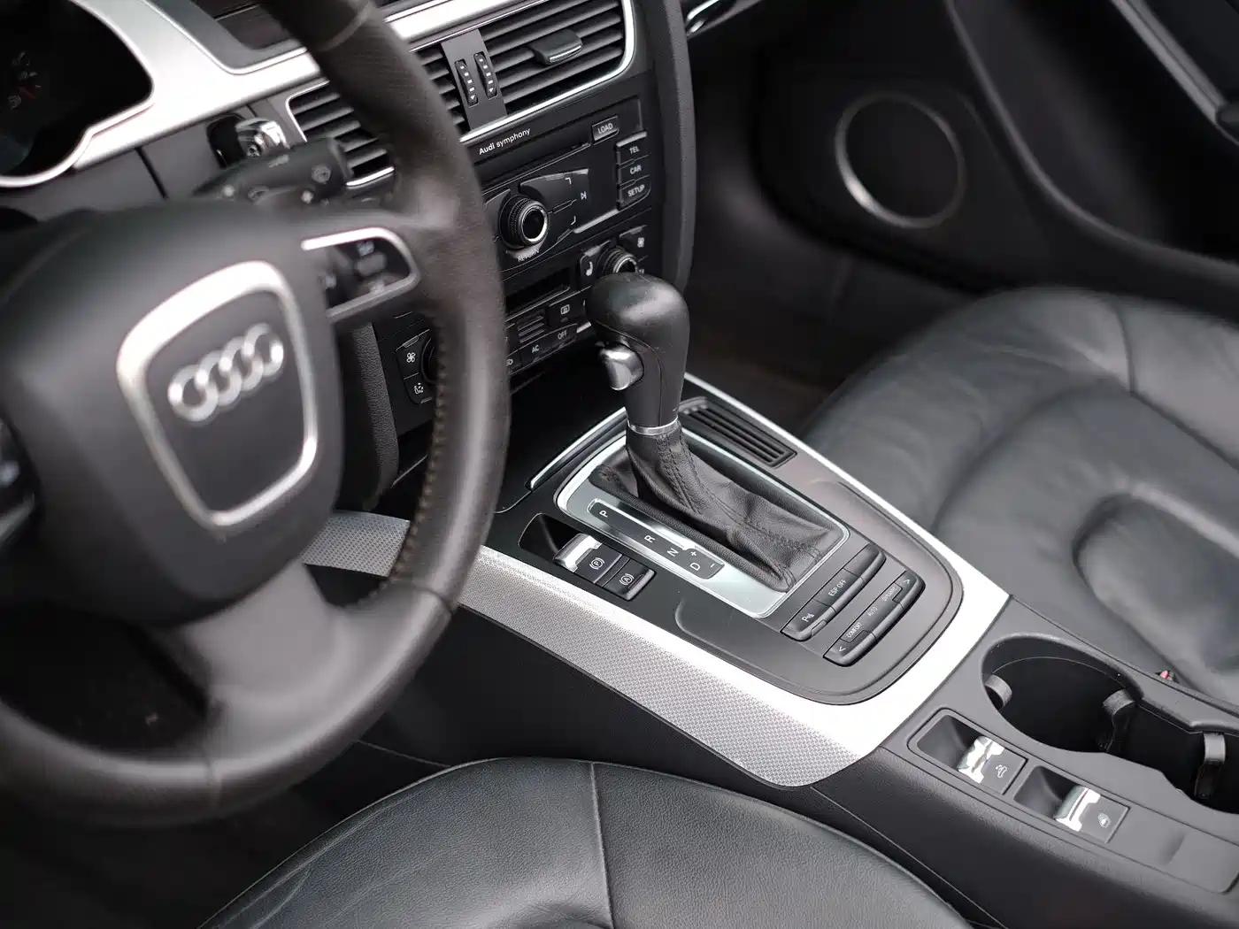 Audi A5 (Import) 2010 2.0TFSI Cabriolet фото 28