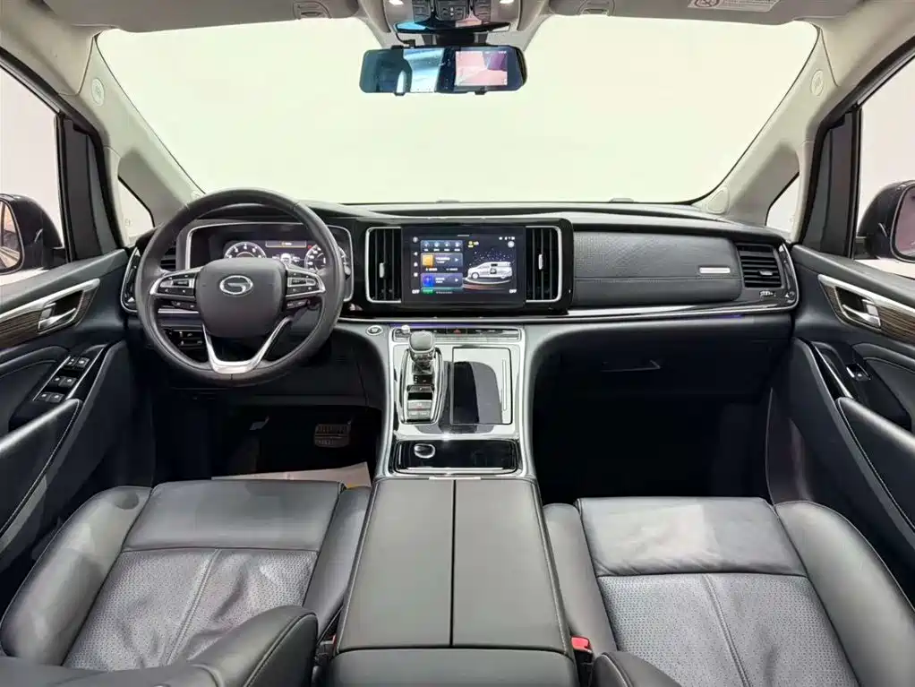 GAC Trumpchi Trumpchi M8 2021 Leading Show Series 390T Prestige Edition фото 24