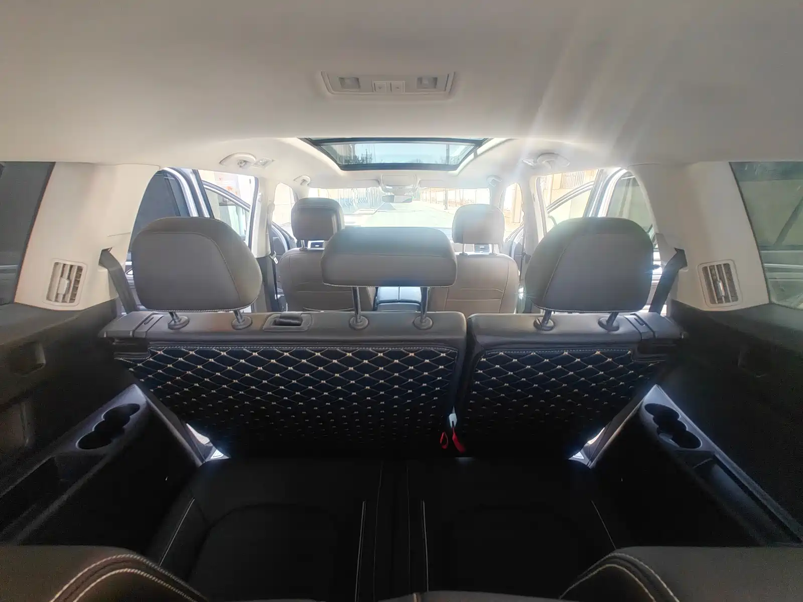 Photo 12 - Volkswagen Teramont
