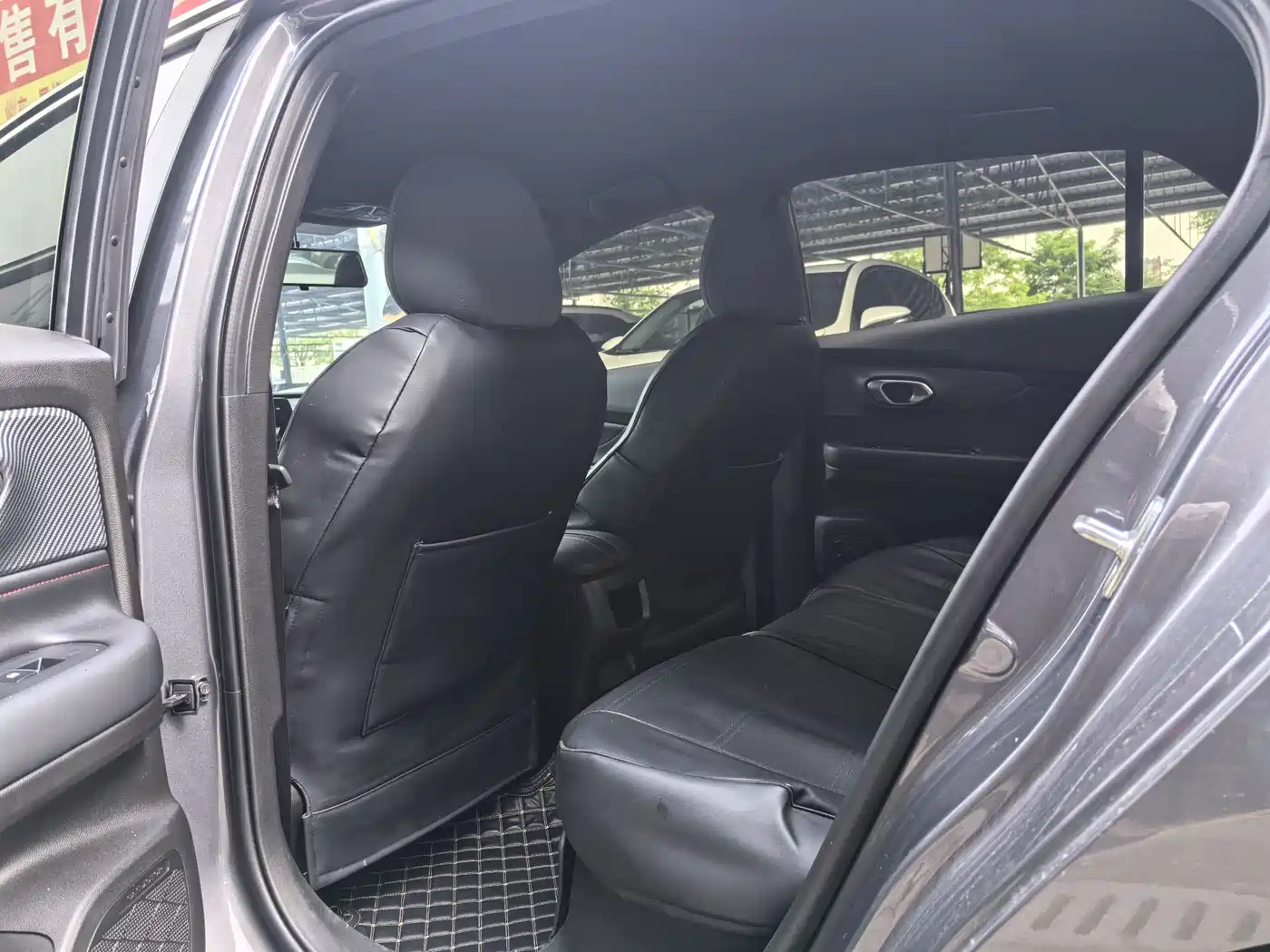 GAC Trumpchi Trumpchi Emkoo 2021 270T DCT J10 Sprinter Edition фото 5