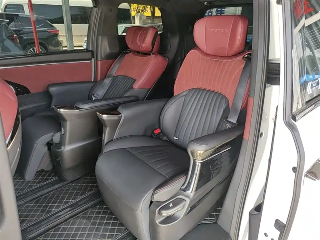 GAC Trumpchi Trumpchi M8 2025 Model Master Series Super Hybrid Edition фото 17
