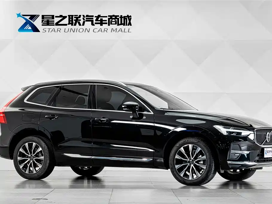 Photo 5 - Volvo XC60