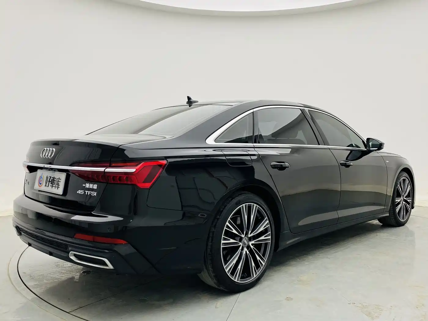 Audi A6L 2020 45 TFSI Premium Dynamic фото 4