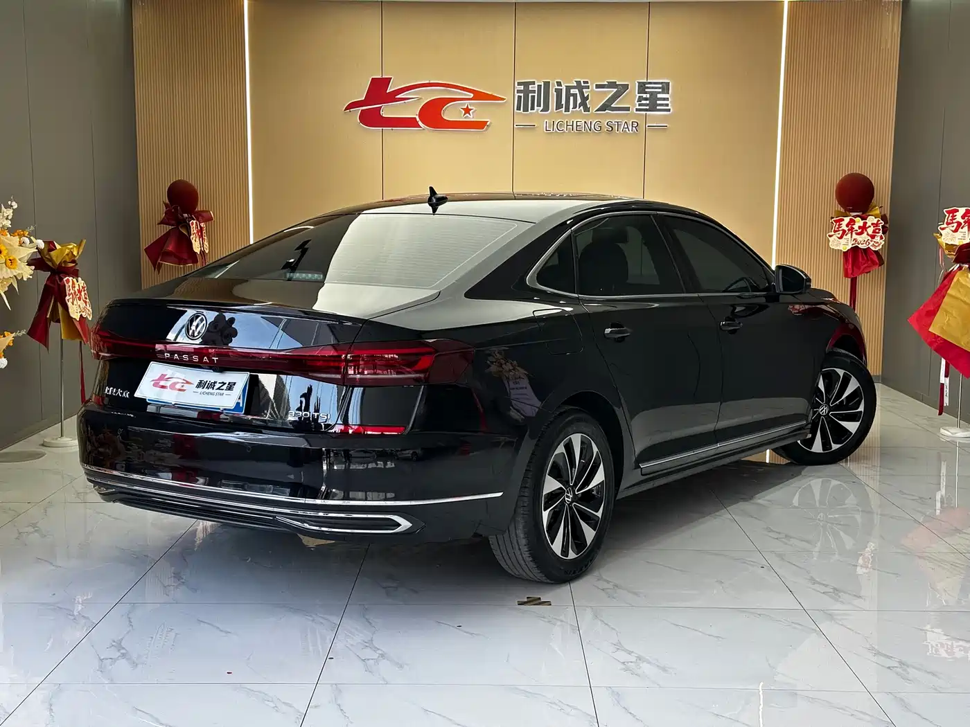 Volkswagen Passat 2023 330TSI Elite Edition фото 4