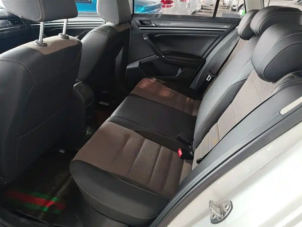 Volkswagen C-TREK 2017 230TSI DSG Comfort фото 17