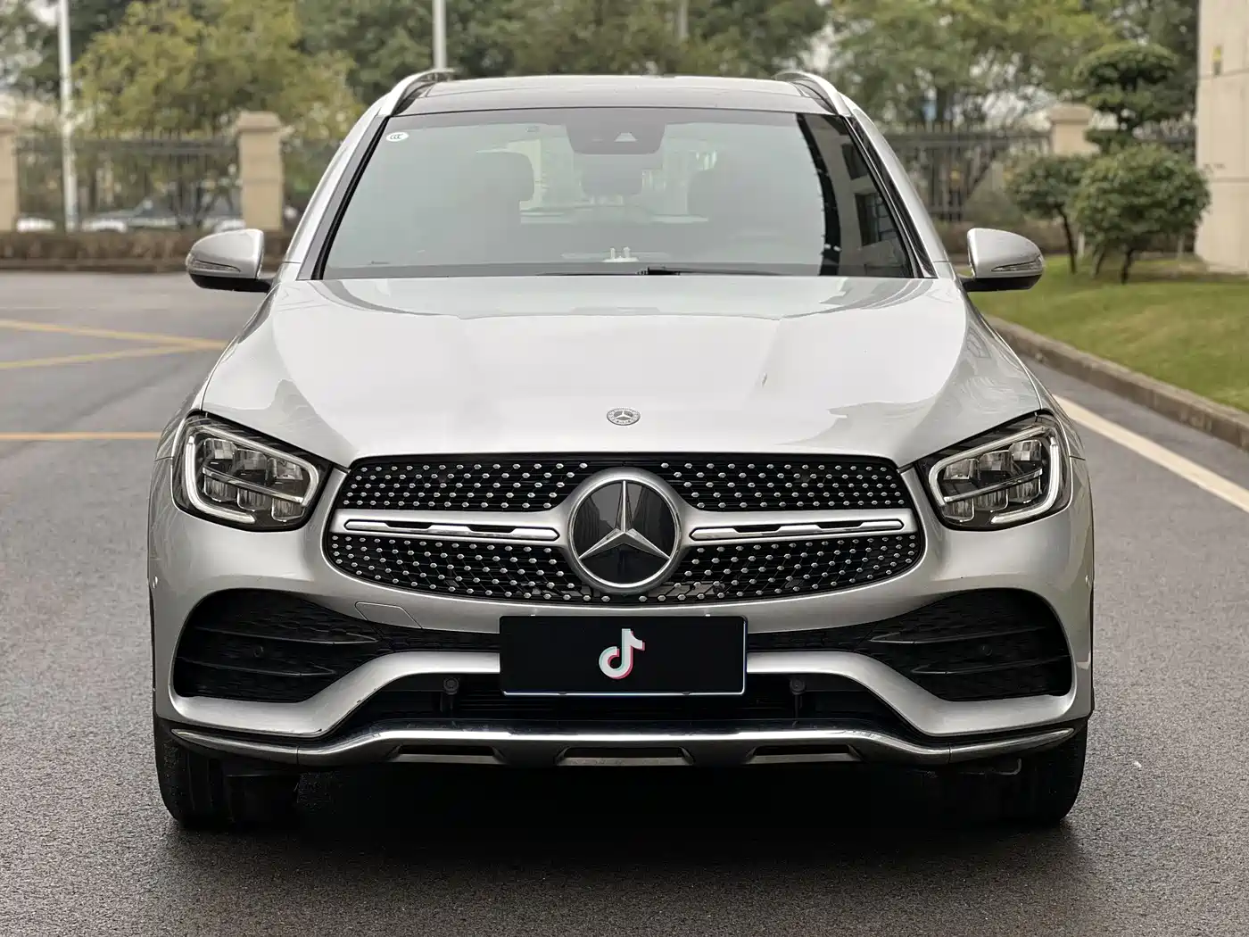 Mercedes-Benz GLC 2020 Facelift GLC 300 L 4MATIC Dynamic фото 2