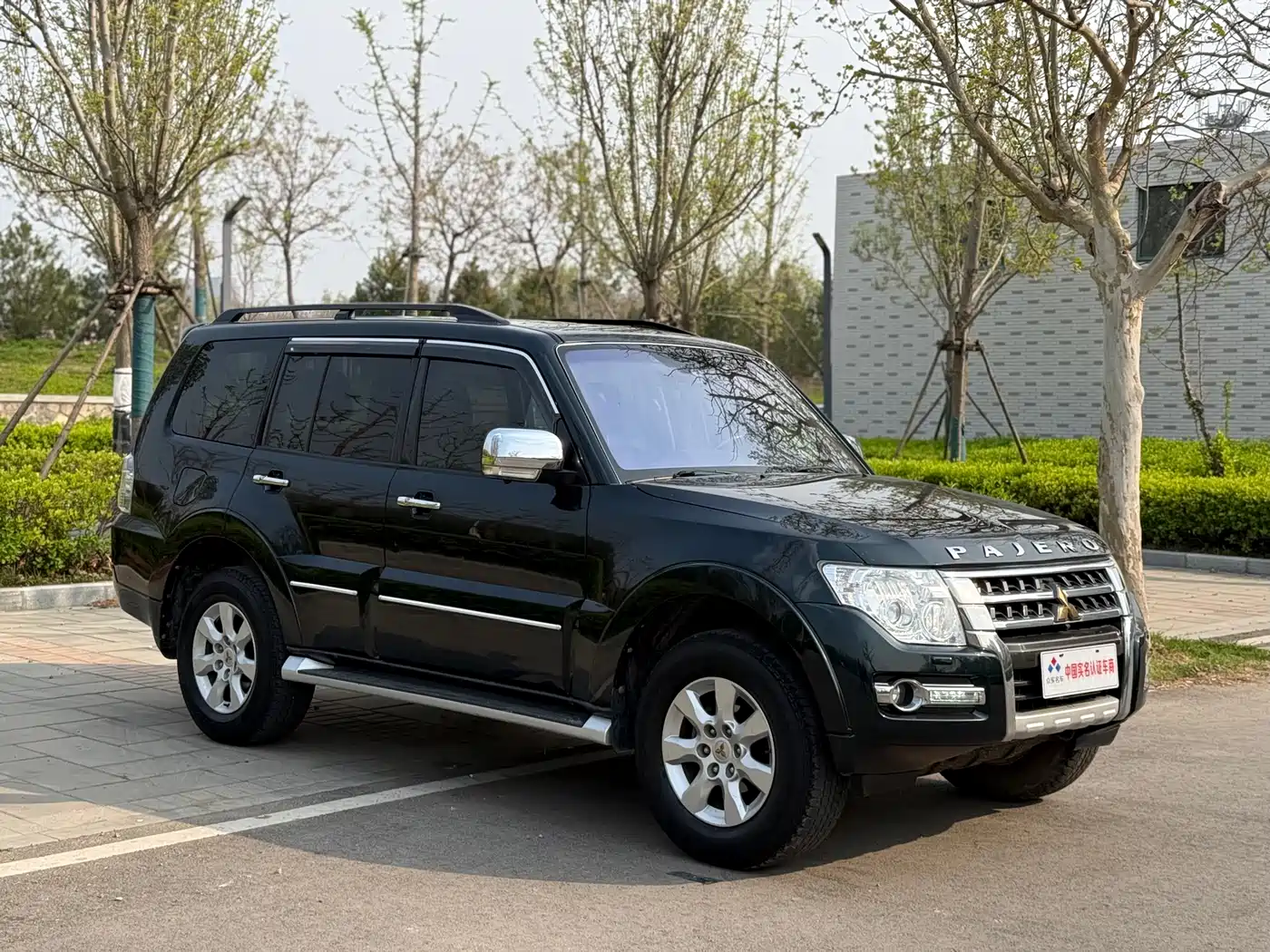 Mitsubishi Pajero (Import) 2016 3.0L Automatic Premium (China V) фото 3