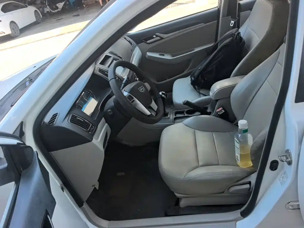 Geely Vision 2015 2015 1.5L Manual Elite