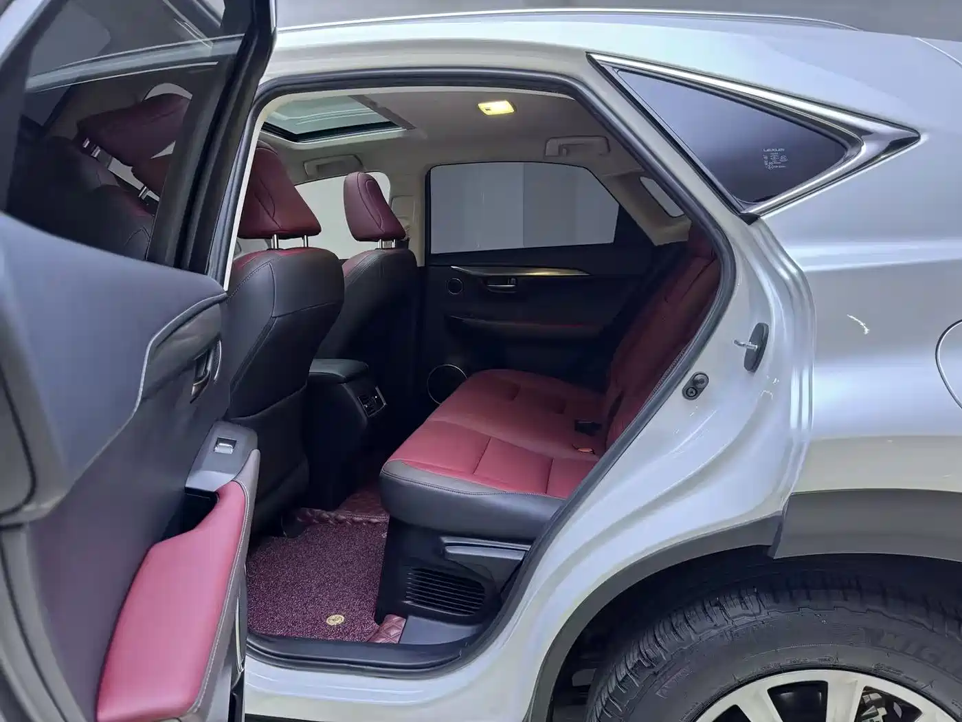 Фото 7 - Lexus NX
