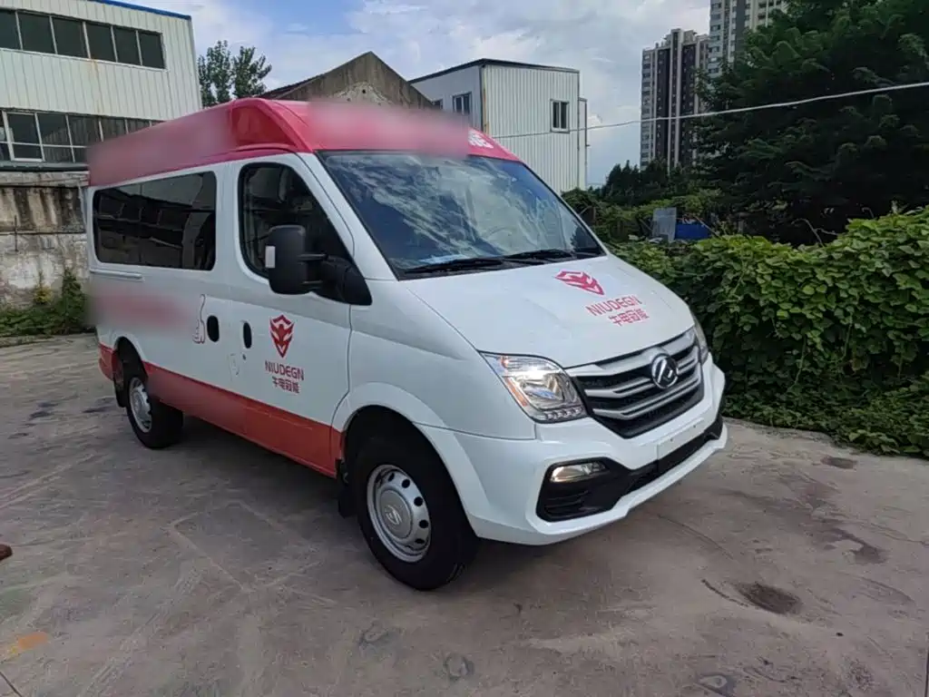 SAIC Maxus Xintu V80 2024 2024 Model Year Aoyunton Value Edition 6MT Short Wheelbase Medium Roof 127Ps 5/6-Seater