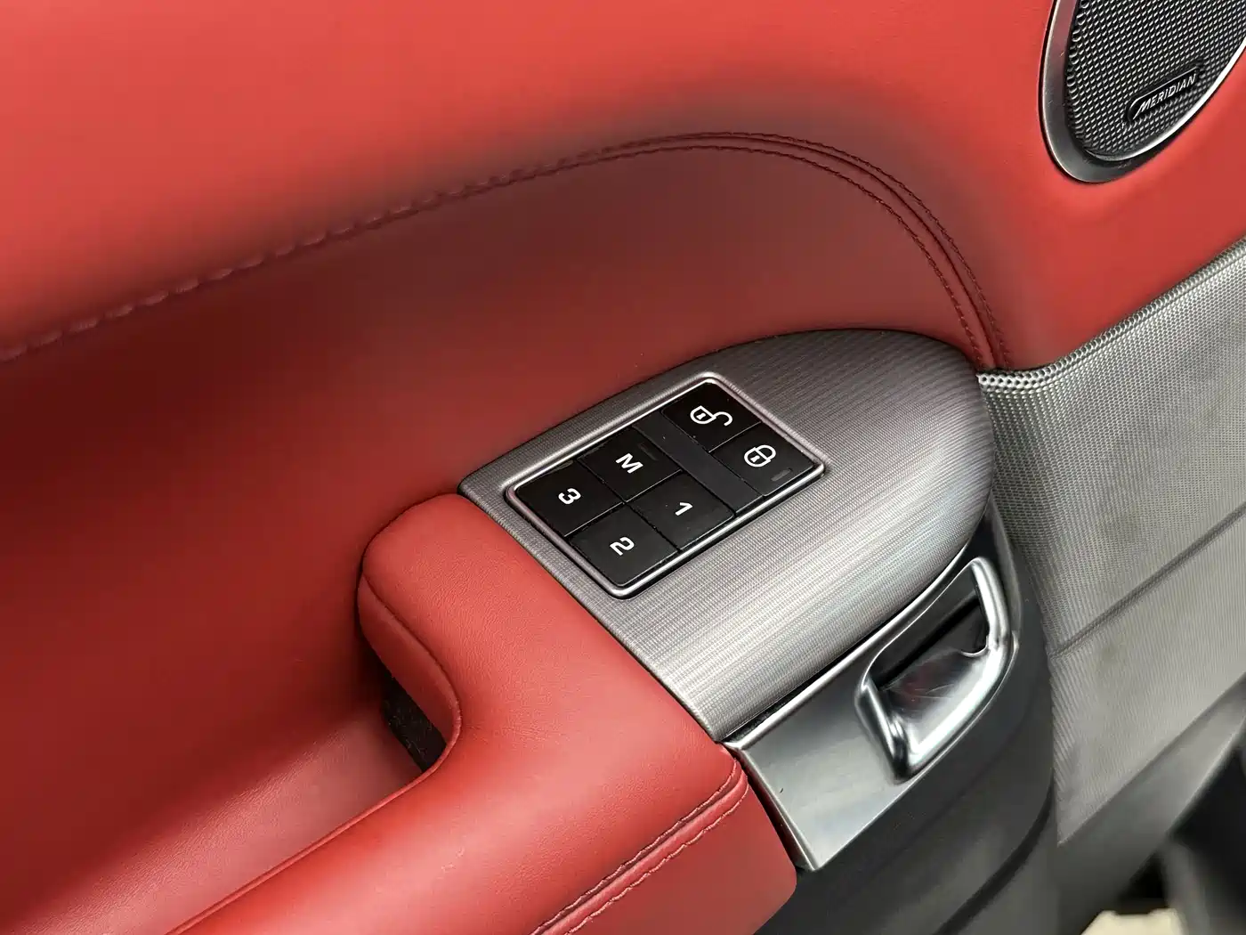Land Rover Range Rover Sport 2014 3.0 SC V6 HSE DYNAMIC фото 19