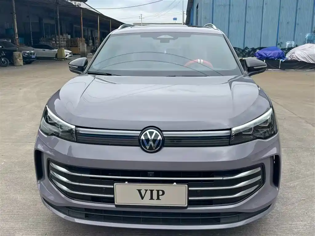 Volkswagen Tiguan L 2024 PRO 330TSI 2WD Intelligent Leader Edition фото 7